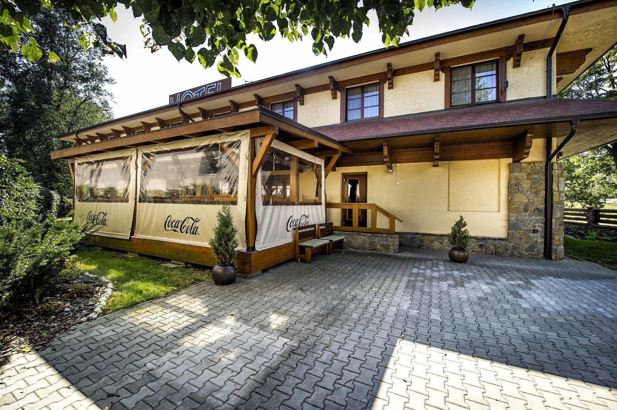 Hotel Sobota Poprád Kültér fotó